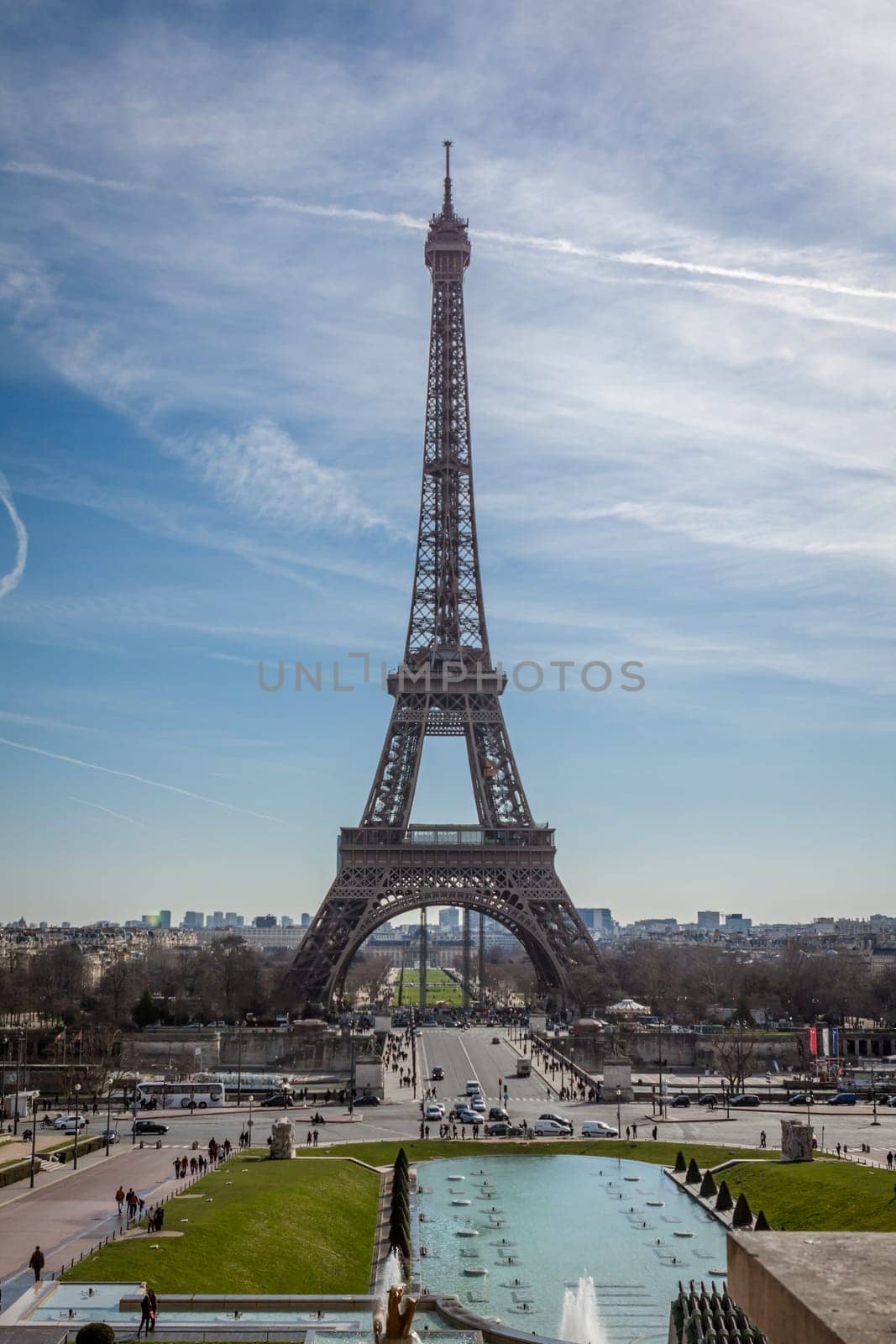 eiffeltower in paris landmark in front of blue sky in spring architecture view