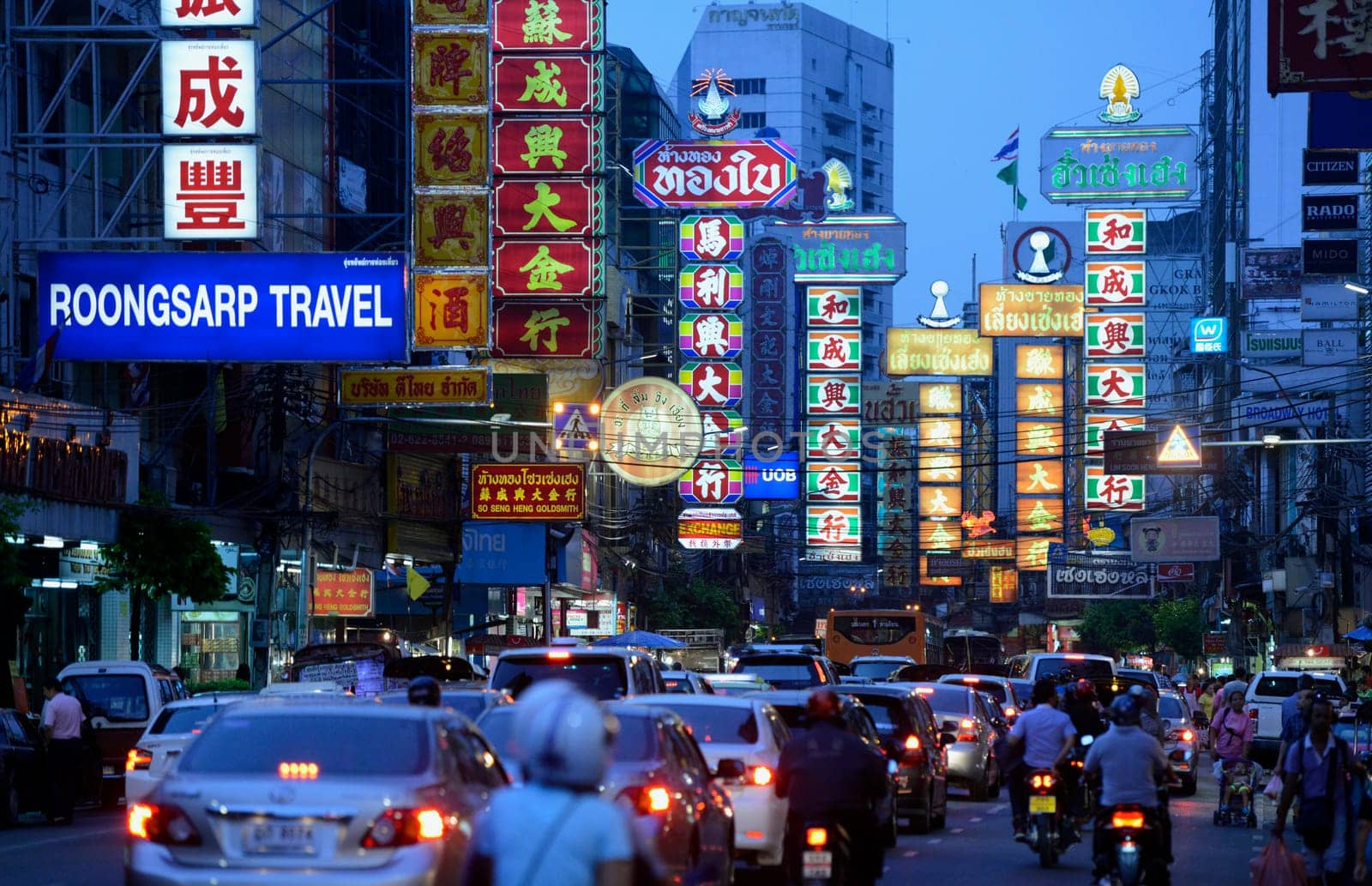 Everyday life in China Town in the city of Bangkok in Thailand in South East Asia.