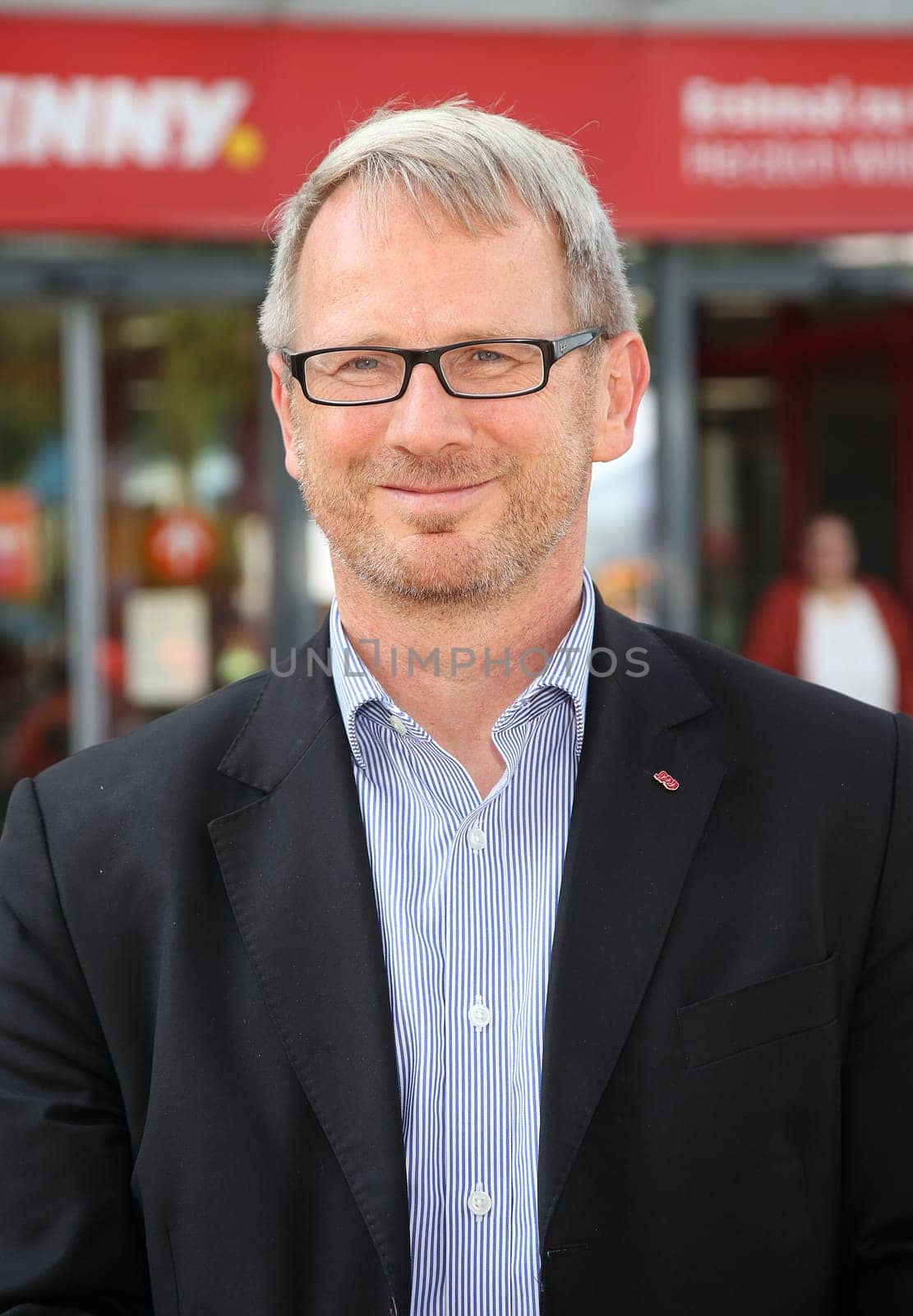 Johannes Kahrs on election tour,. District festival in Hamburg -Rotheburgsort with program on 04.09.2017