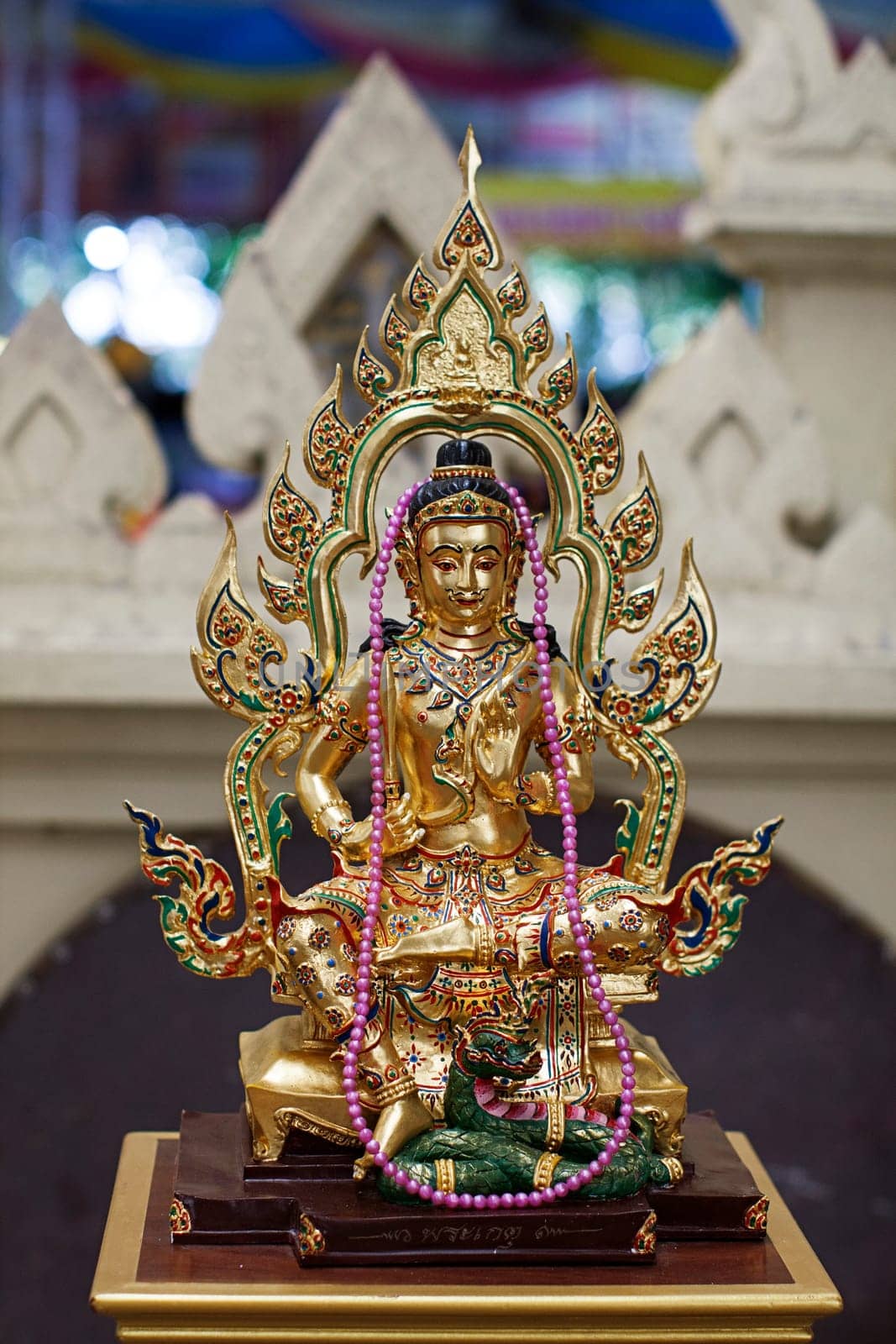 spirit thailand wat faith golden color