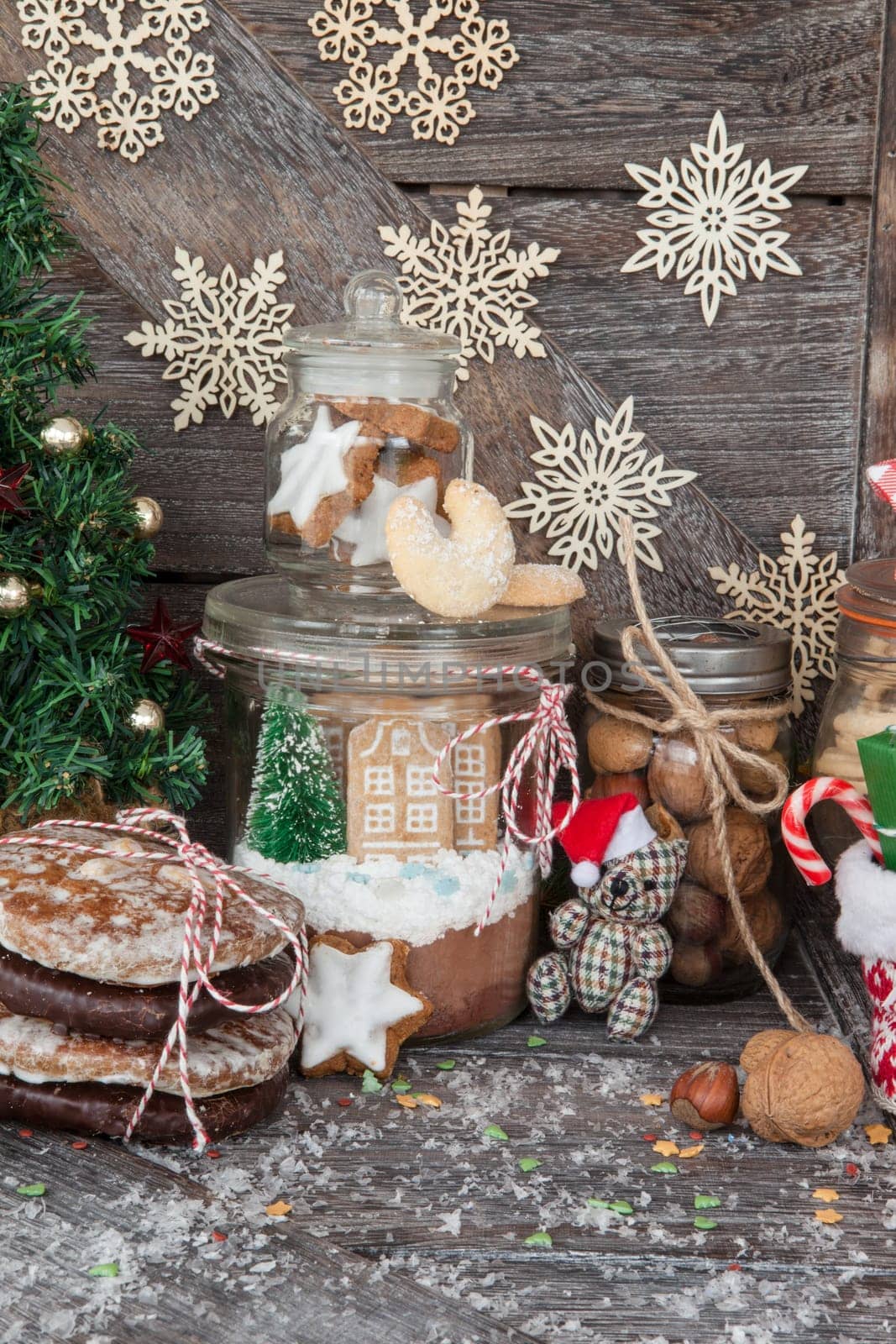 Delicious sweets with rustic decoration for Christmas