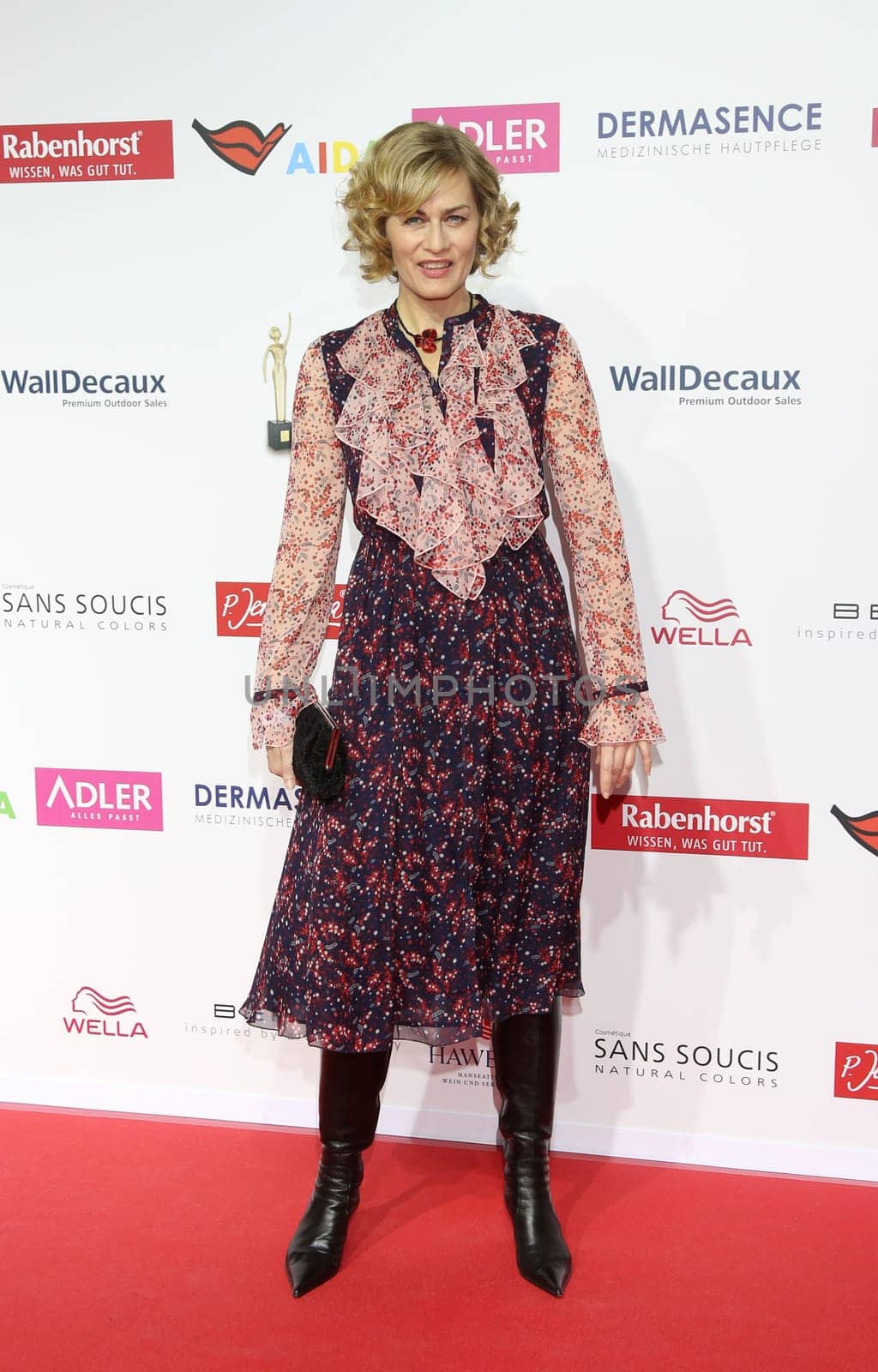 Gesine Cukrowski ,. Goldene Bild der Frau 2017 Award ceremony at the AIDA Prima in Hamburg ,21.10.2016..