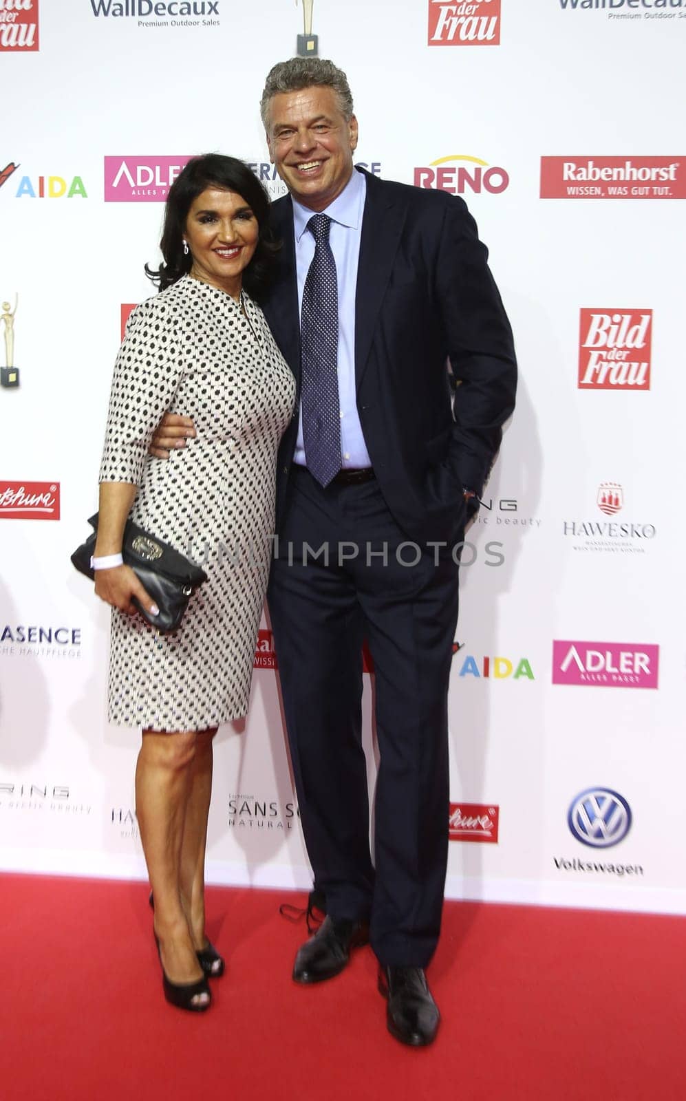 Jürgen Hingsen with his wife Francesca ,. Goldene Bild der Frau 2017 Award ceremony at the AIDA Prima in Hamburg ,21.10.2016..