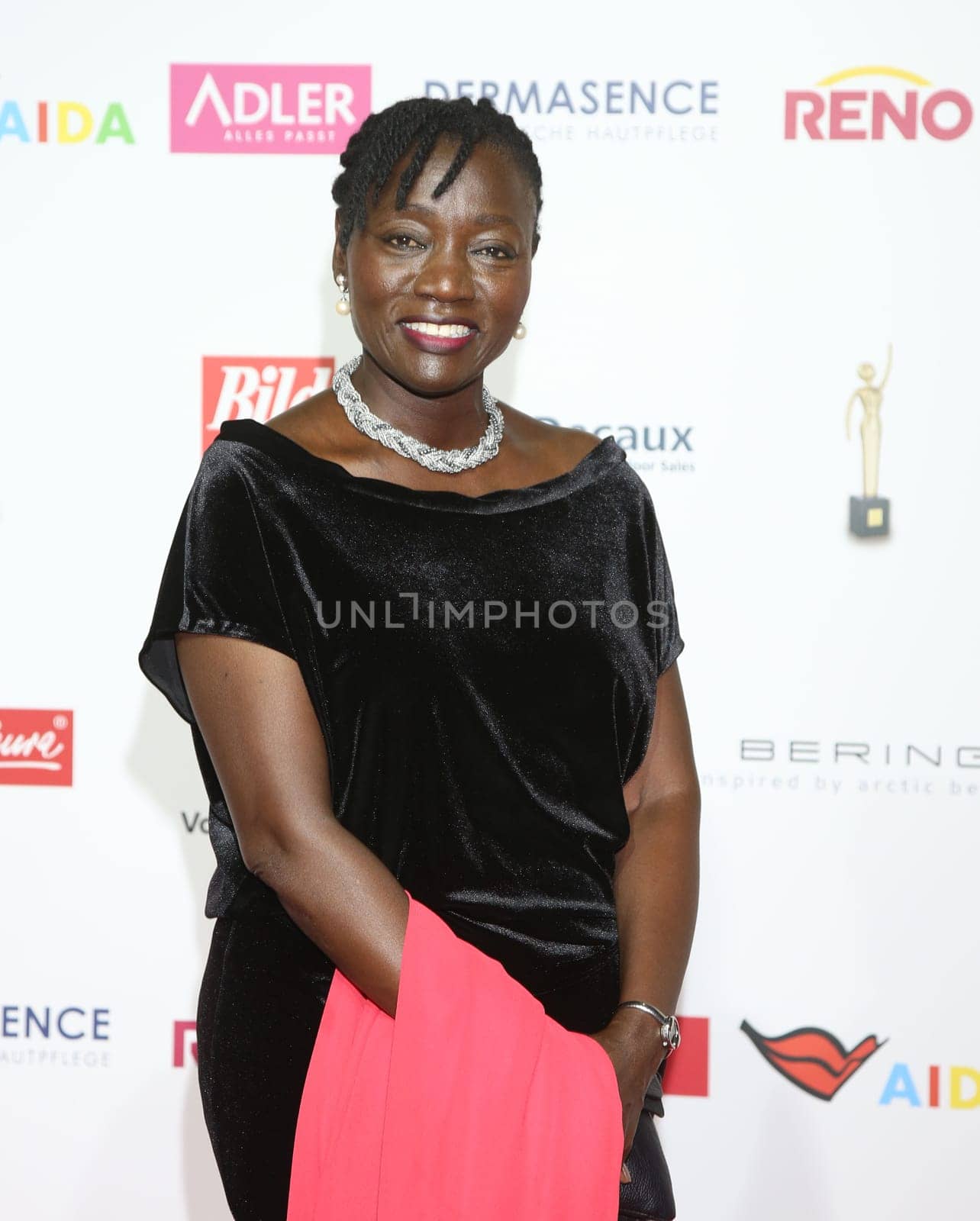 Auma Obama,. Goldene Bild der Frau 2017 Award ceremony at the AIDA Prima in Hamburg ,21.10.2016..