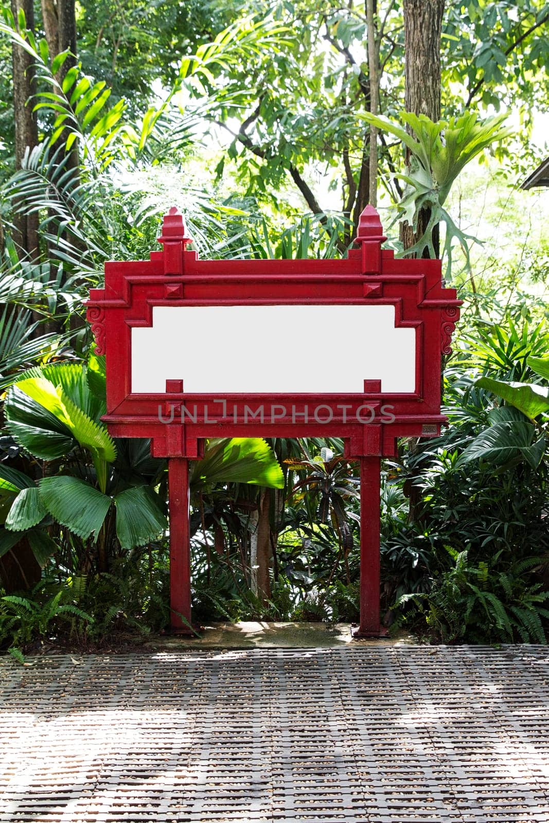 red wood sign Hua Hin empty