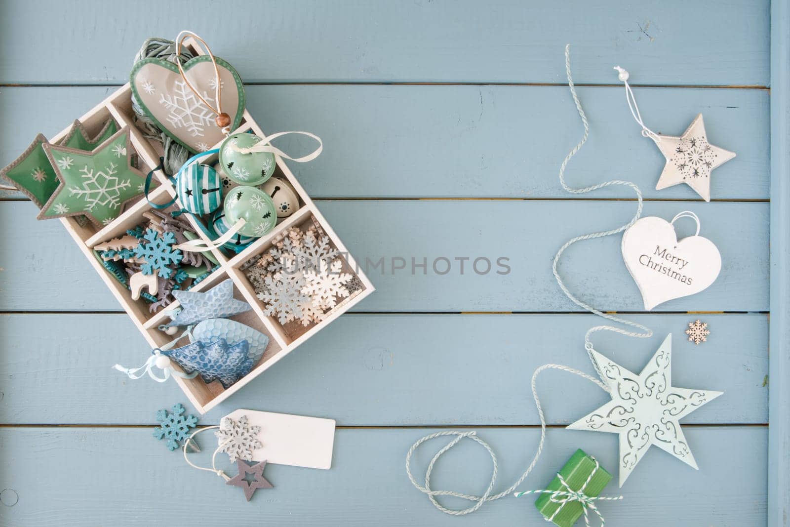 Froehliche Decoration for Christmas