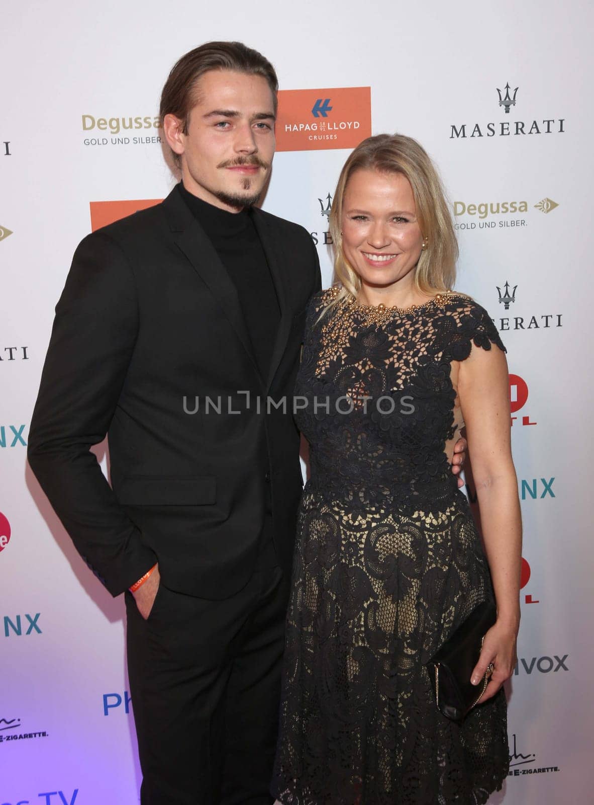 Nova Meierhenrich mit Freund ,.Movie Meets Media 2017 im Hotel Atlantic Hamburg