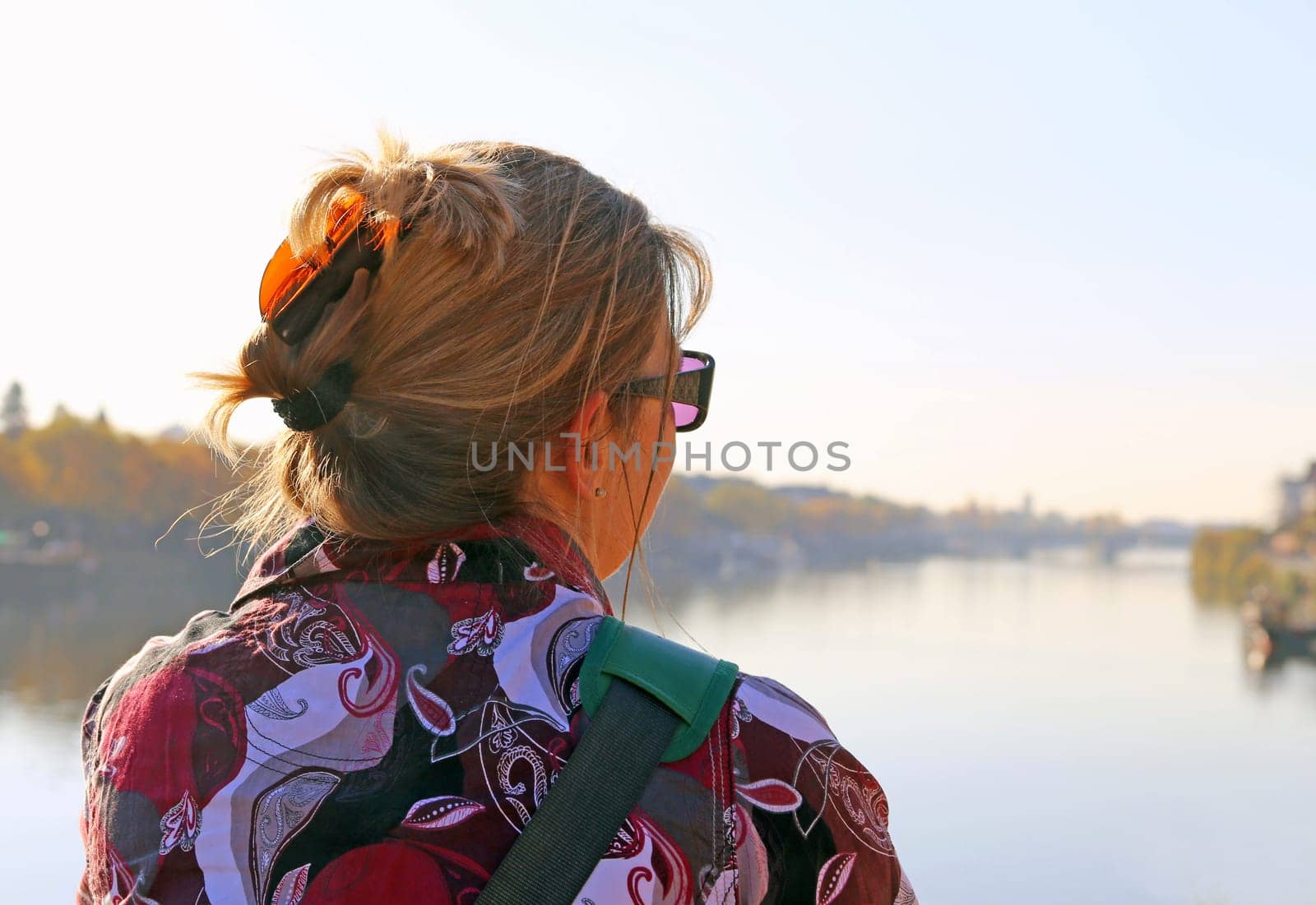 Tourist on the Neckar in Heidelberg
