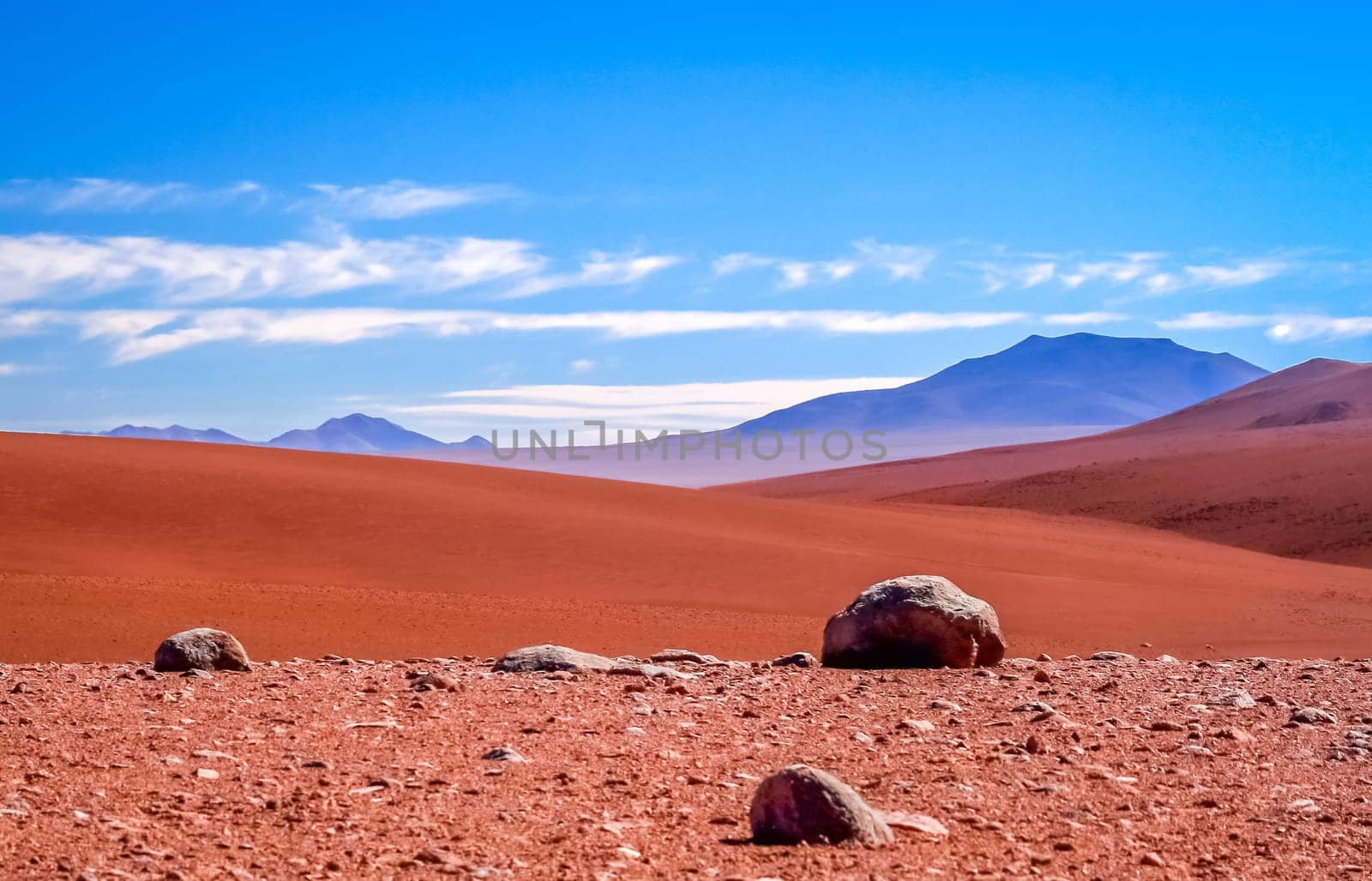 Dry and desolate landscape in southern part of bolivian Altiplano, Bolivia, South America