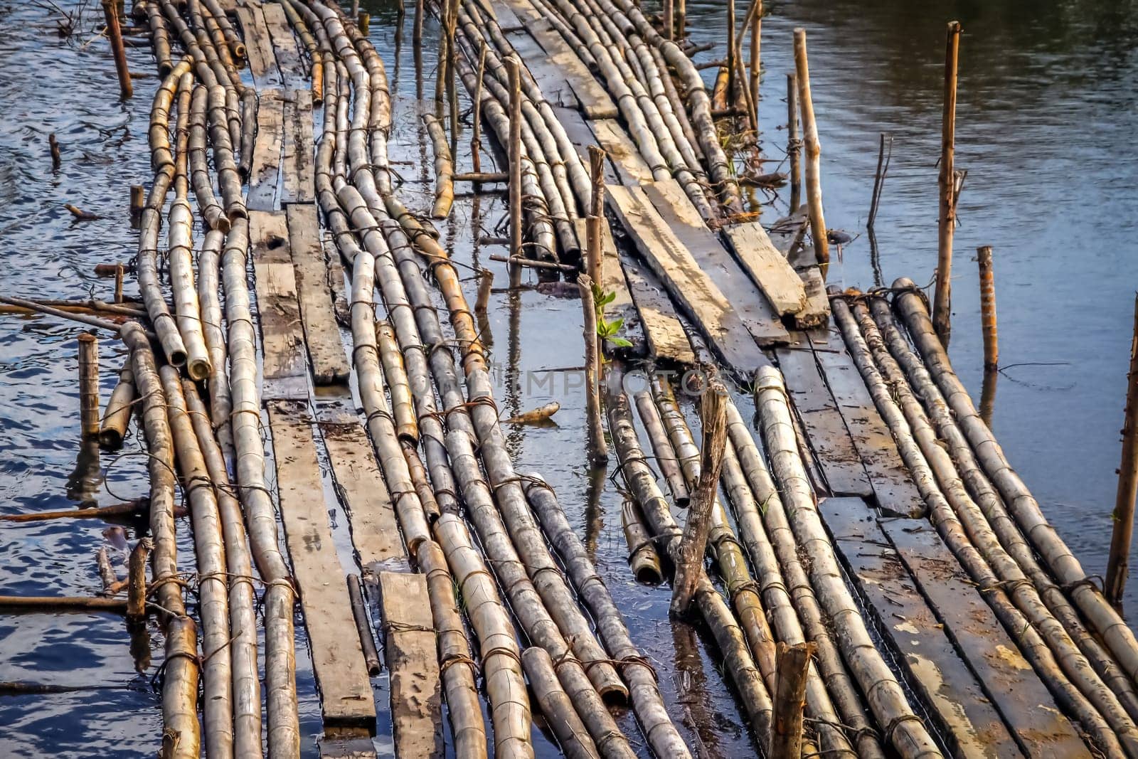 Floating bridge and the remains of the old bridge