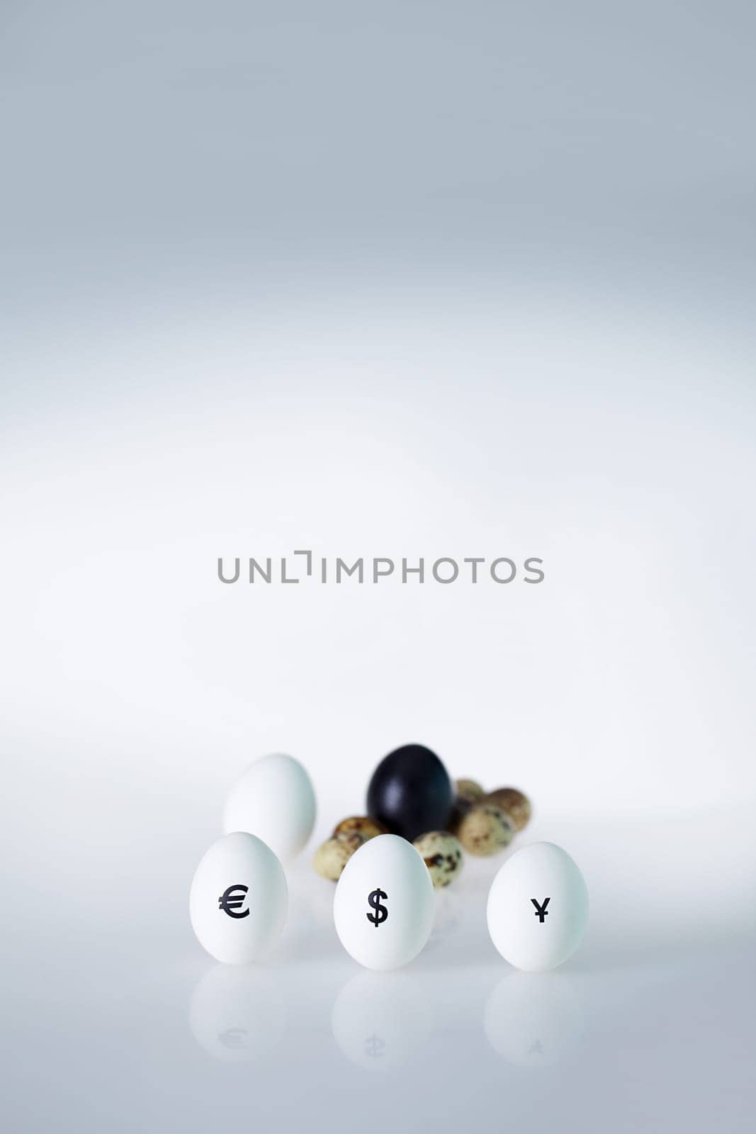 Dollar, euro and yen in a row