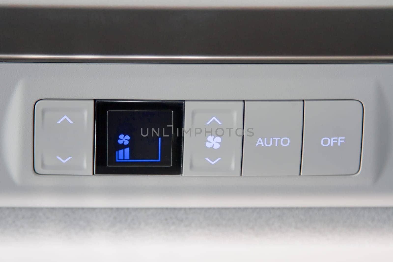 Button to open the air in the car, fan button, auto button