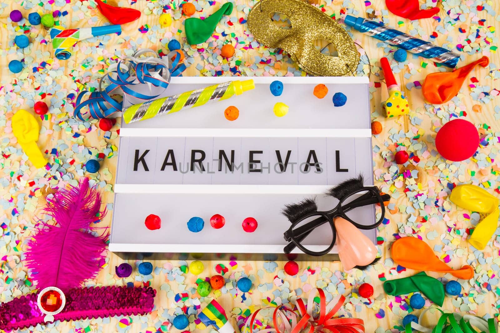 Light box with letters - Carnival - with confetti and party items