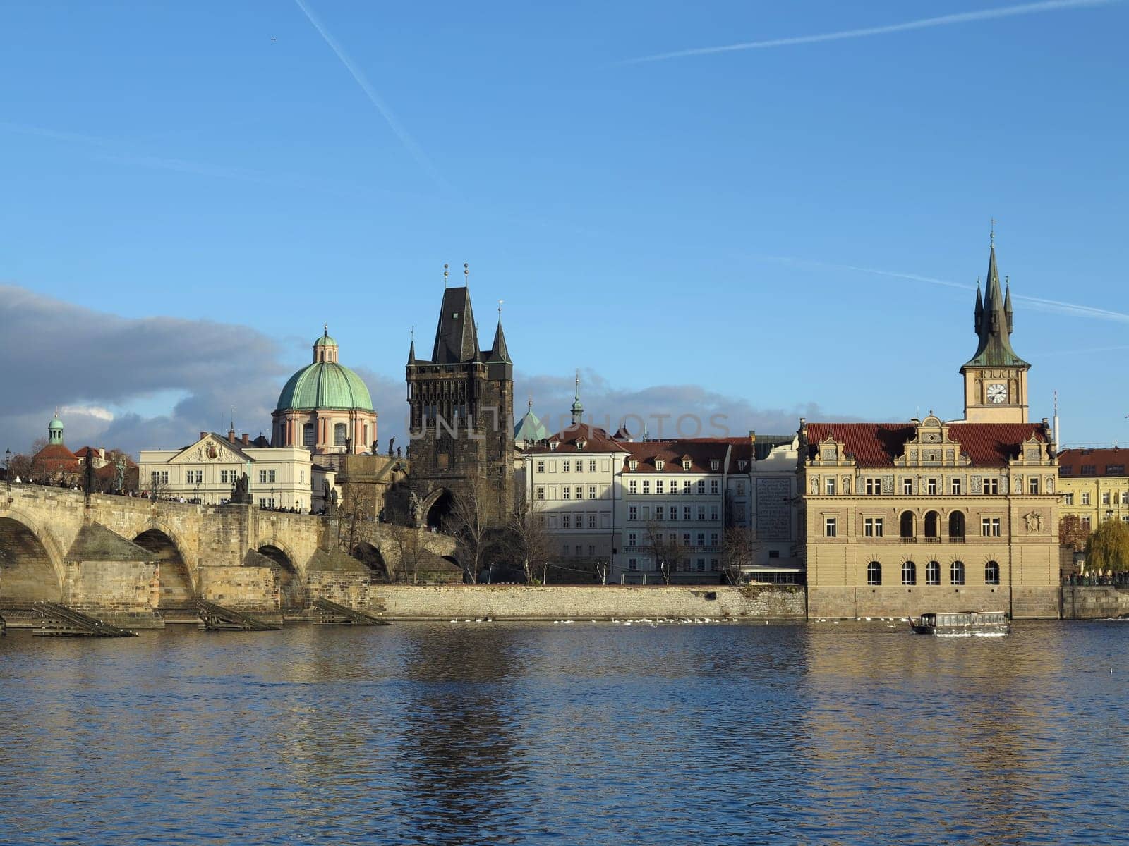PRAGUE, CZECH REPUBLIC - DECEMBER 10, 2016: The Charles bridge and Novotneho footbridge