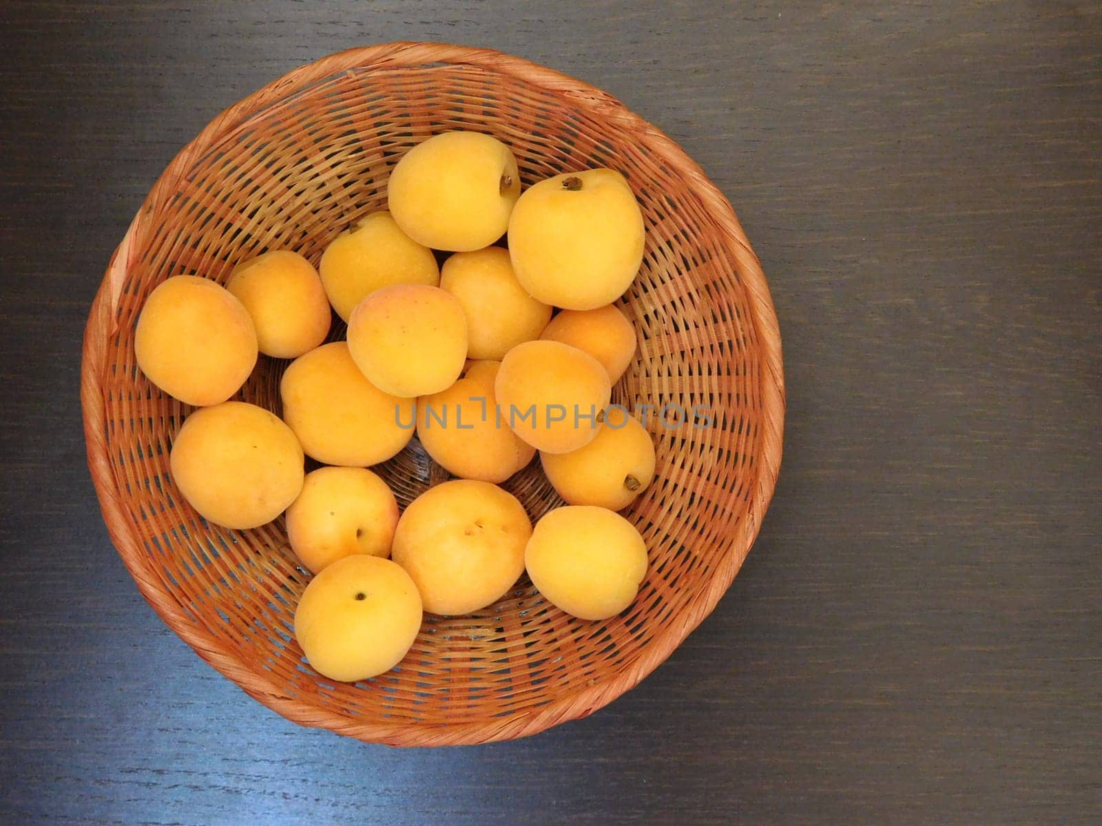 apricots