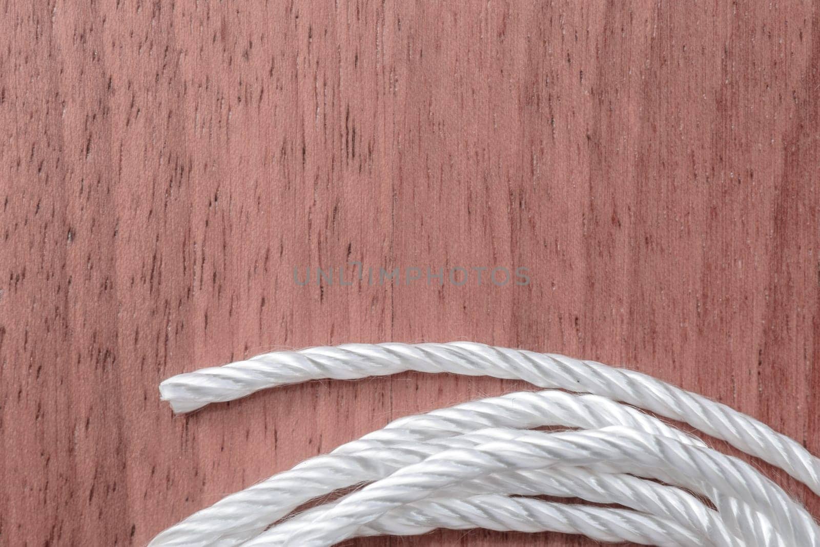 A natural rope used to build electronic cigarette's wicks