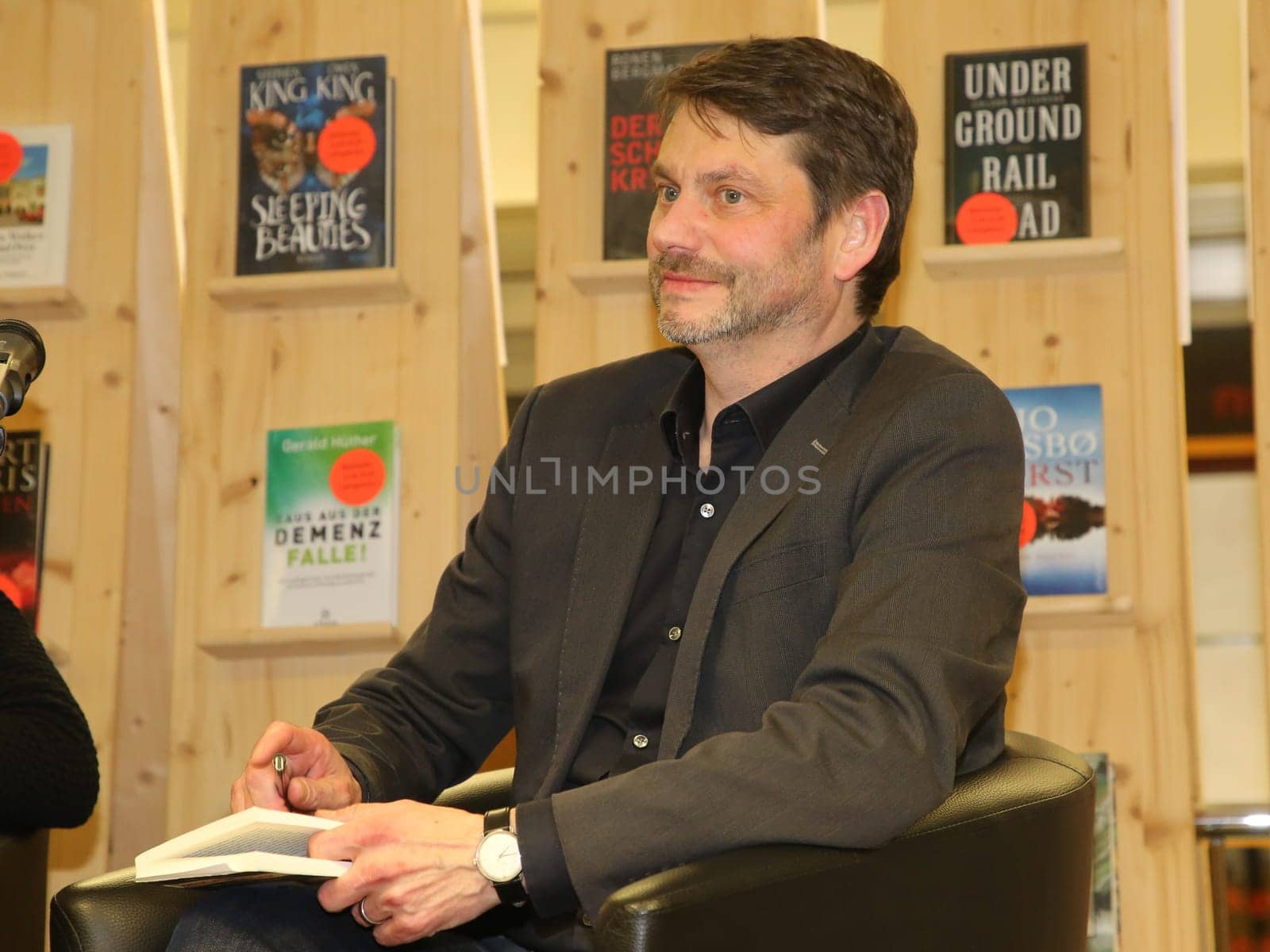 Book author Andreas Speit at a book reading in the Magdeburg City Library on 13.02.2018
