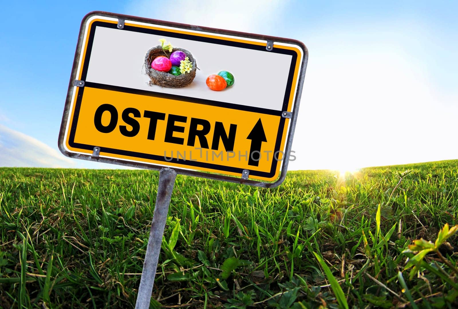 Off towards Easter! A sign with the note Easter