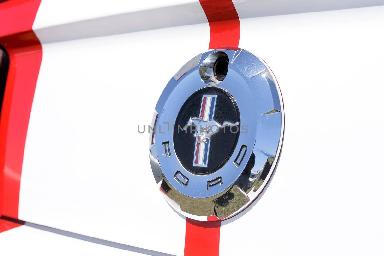 Logo Ford Mustang photographed in close-up