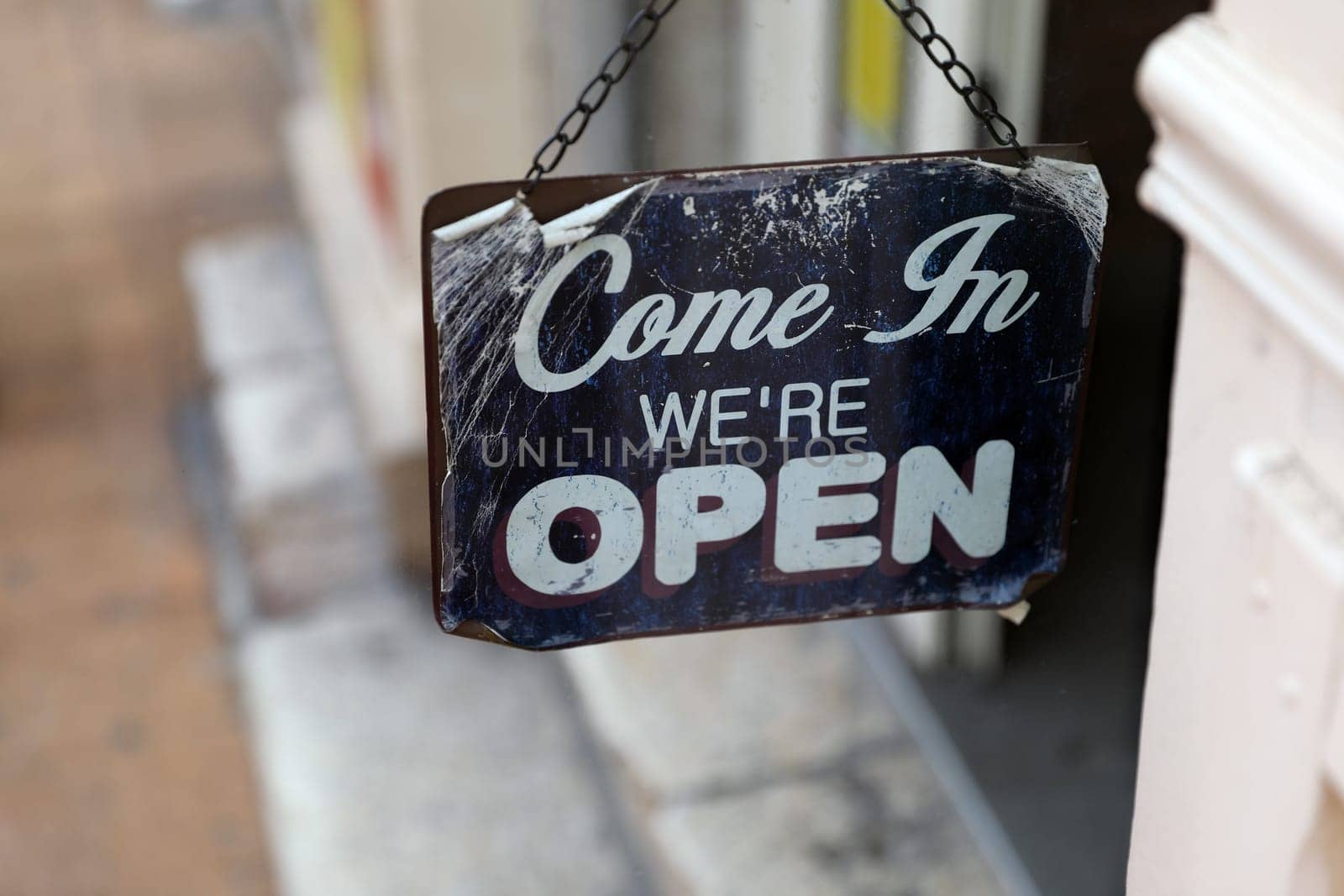 Come in We're OPEN, Metal Tin Sign. Vintage Style
