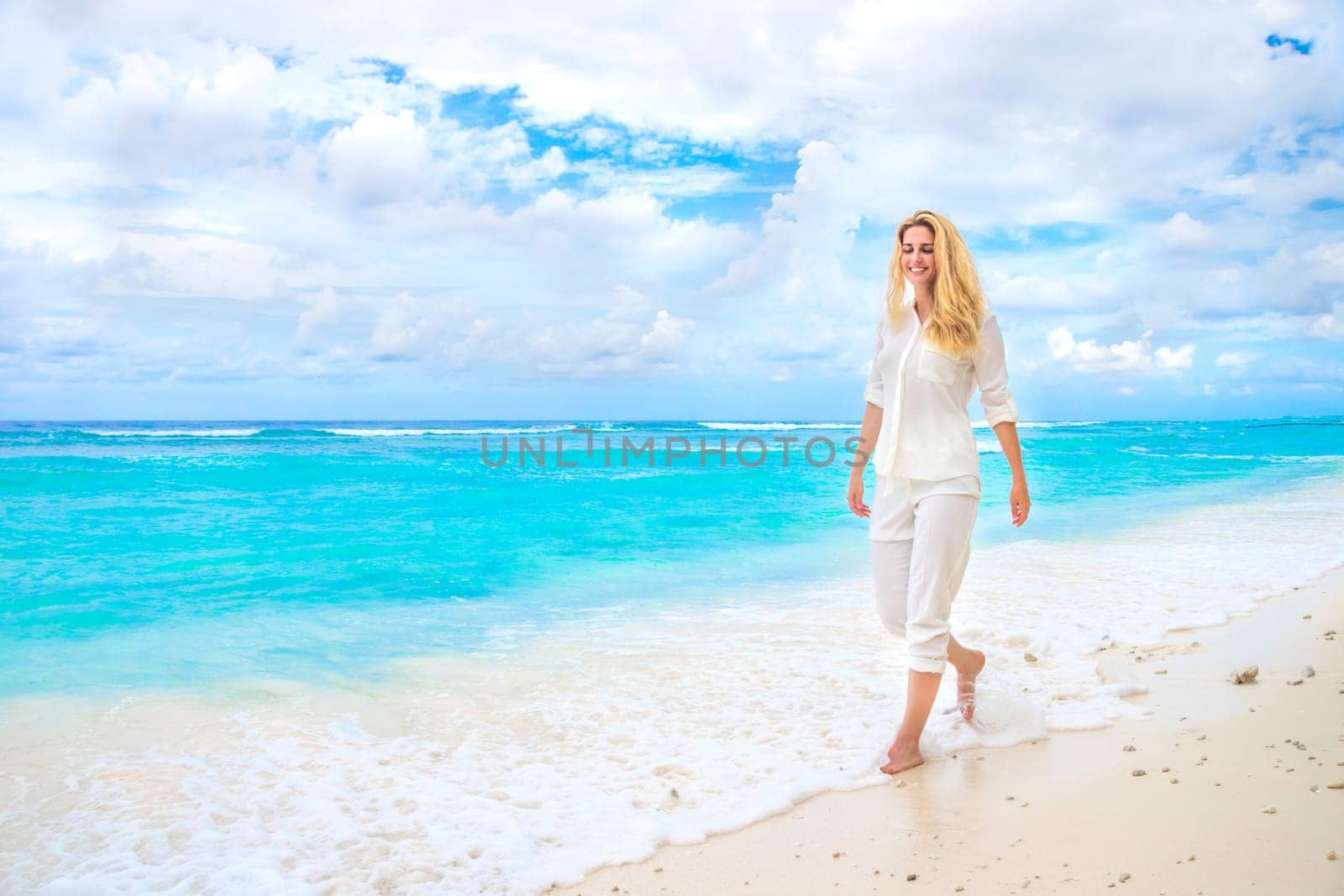 Dreamscape Escape with beauty girl on Maldives