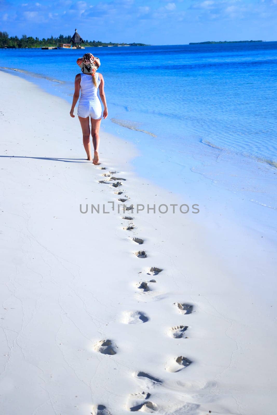 Dreamscape Escape with beauty girl on Maldives