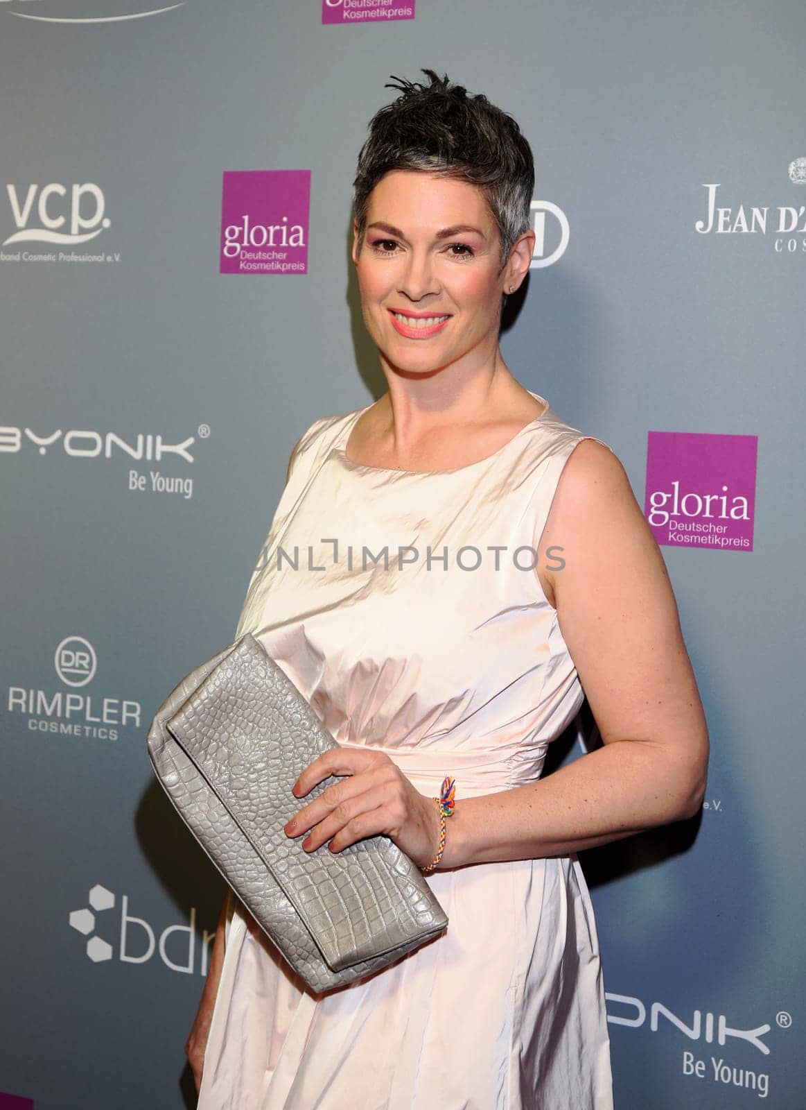 Cheryl Shepard ,. Presentation of the Gloria - German Cosmetics Award 2018 at the Hilton Düsseldorf