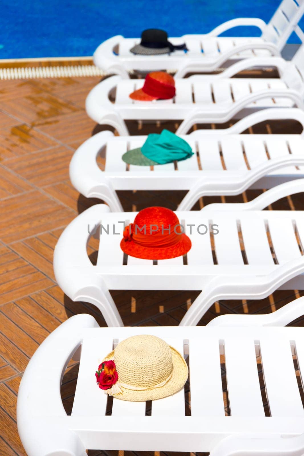 Sun chairs at the pool