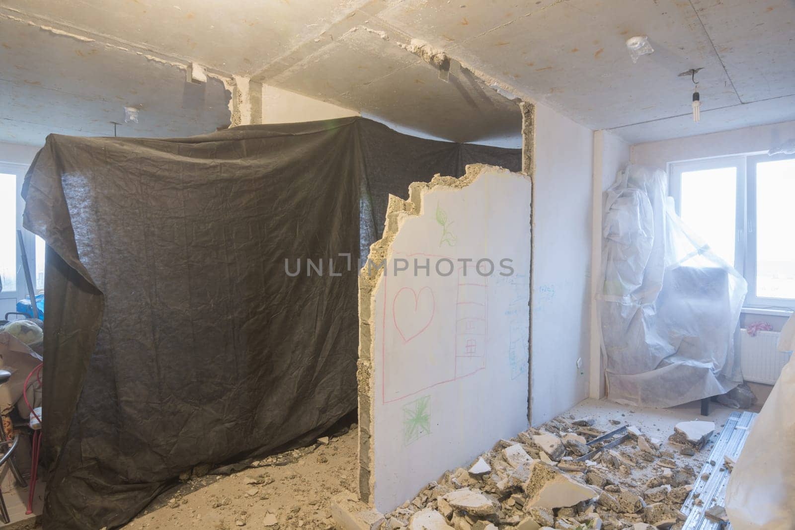 Dismantling part of the wall in the apartment, the overall plan