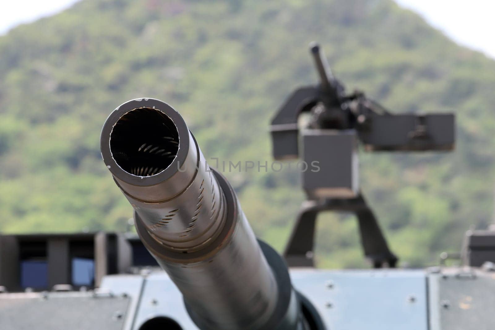 Japanese military cannon of tank with machine gun