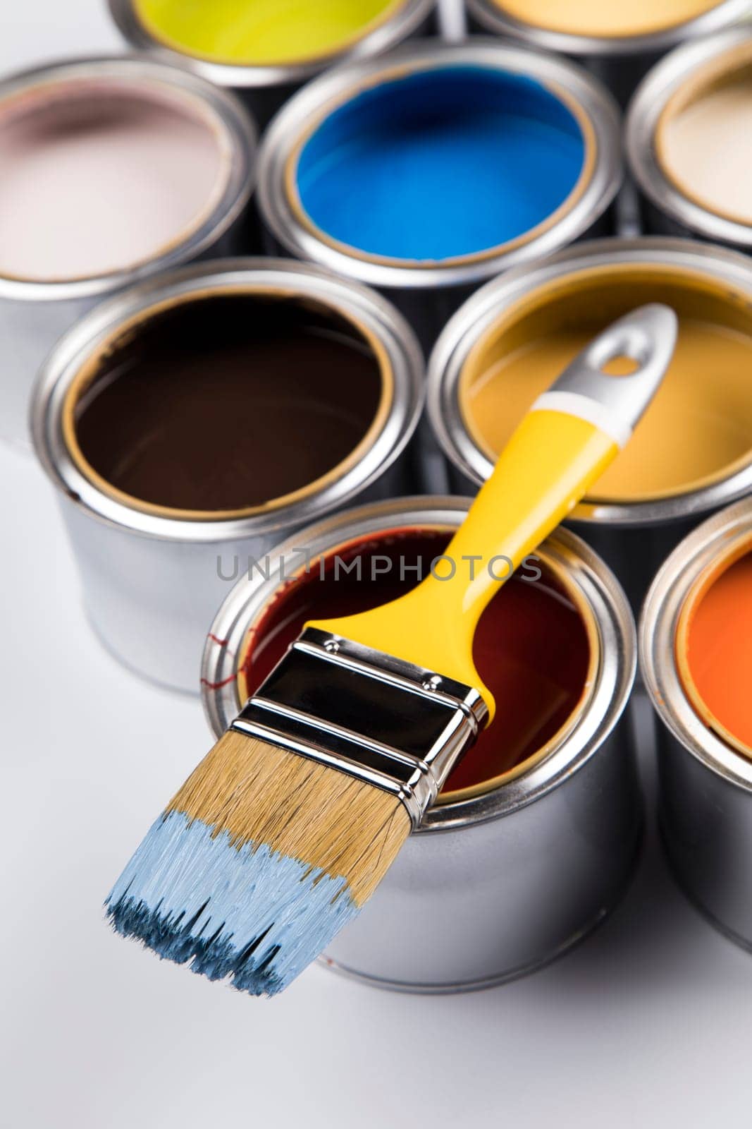 Paint can and paintbrush