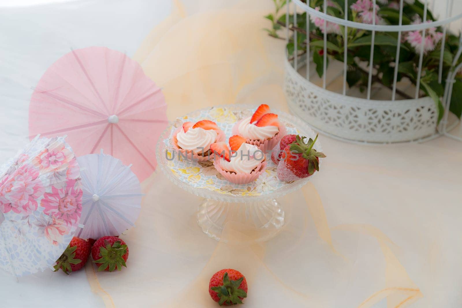 Summer cupcakes