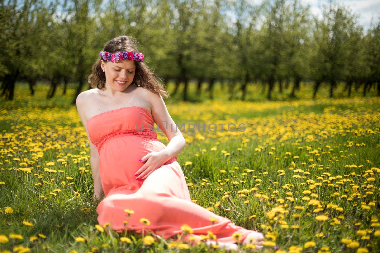 Meadow, Spring, Young beautiful pregnant woman