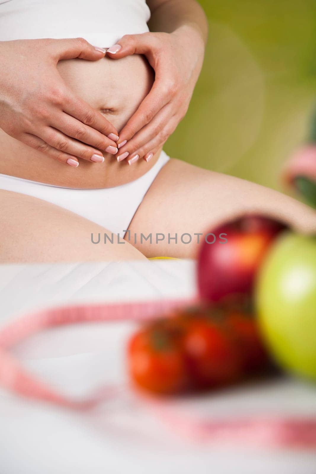 Pregnancy and nutrition, vitamins