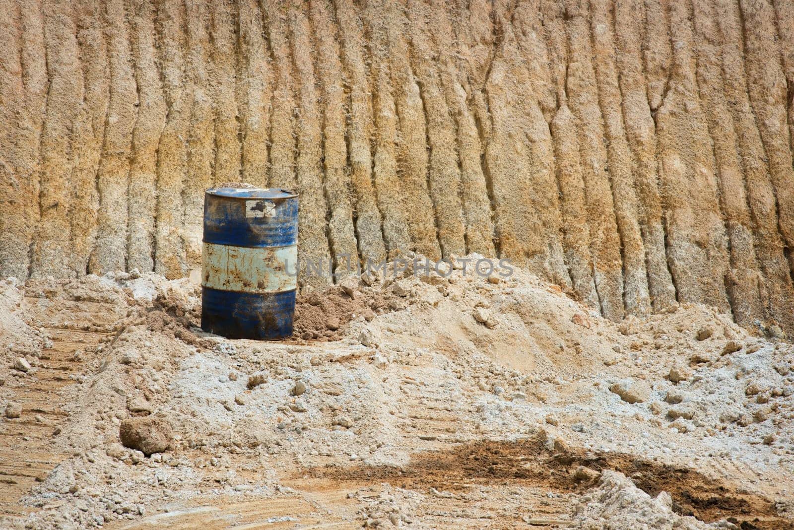 Barrel on the sand mines
