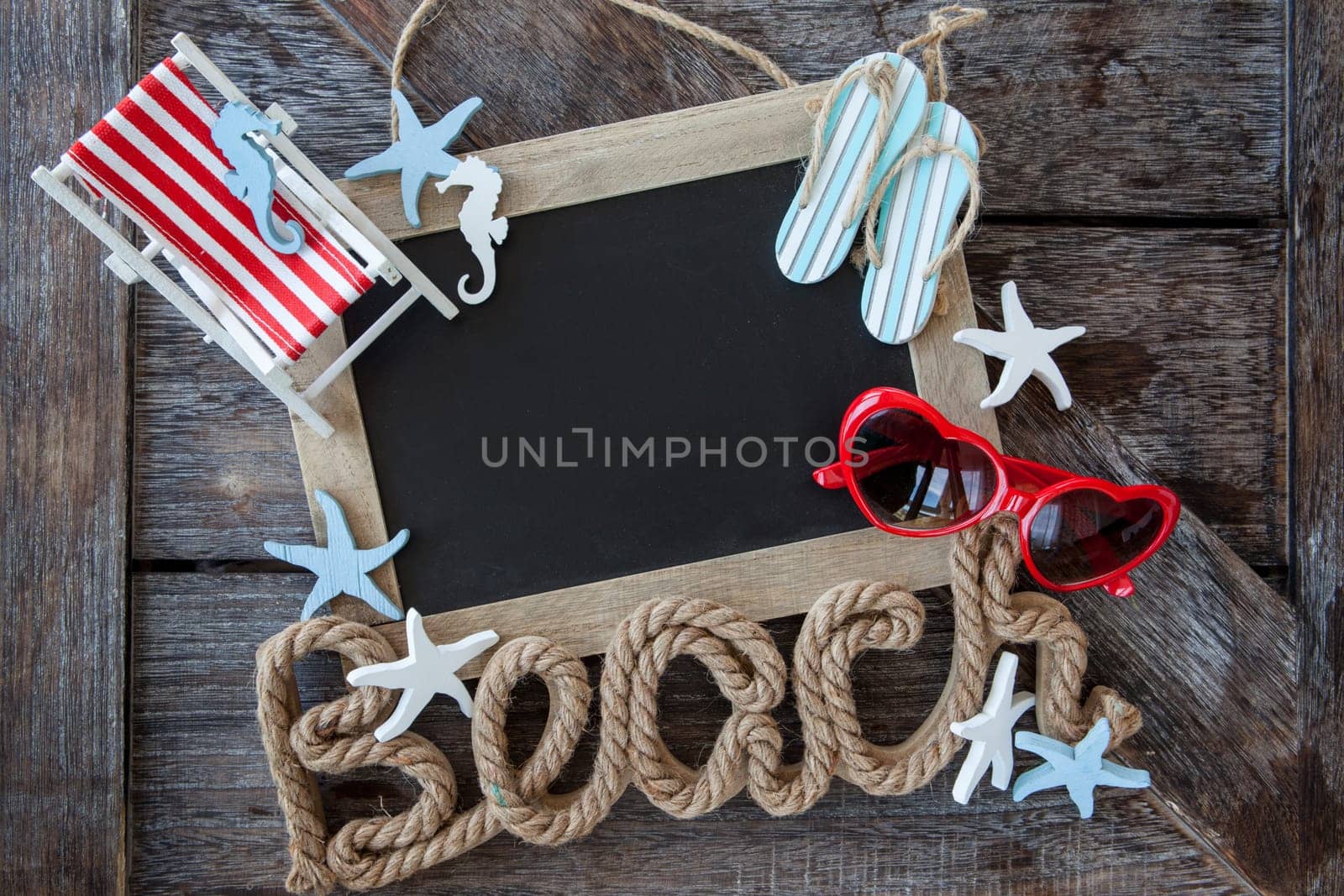 Rustic background made of wood with text space for the beach holiday