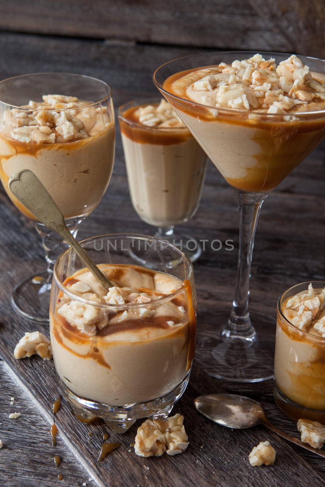 Delicious caramel mousse with butterscotch and peanut brittle