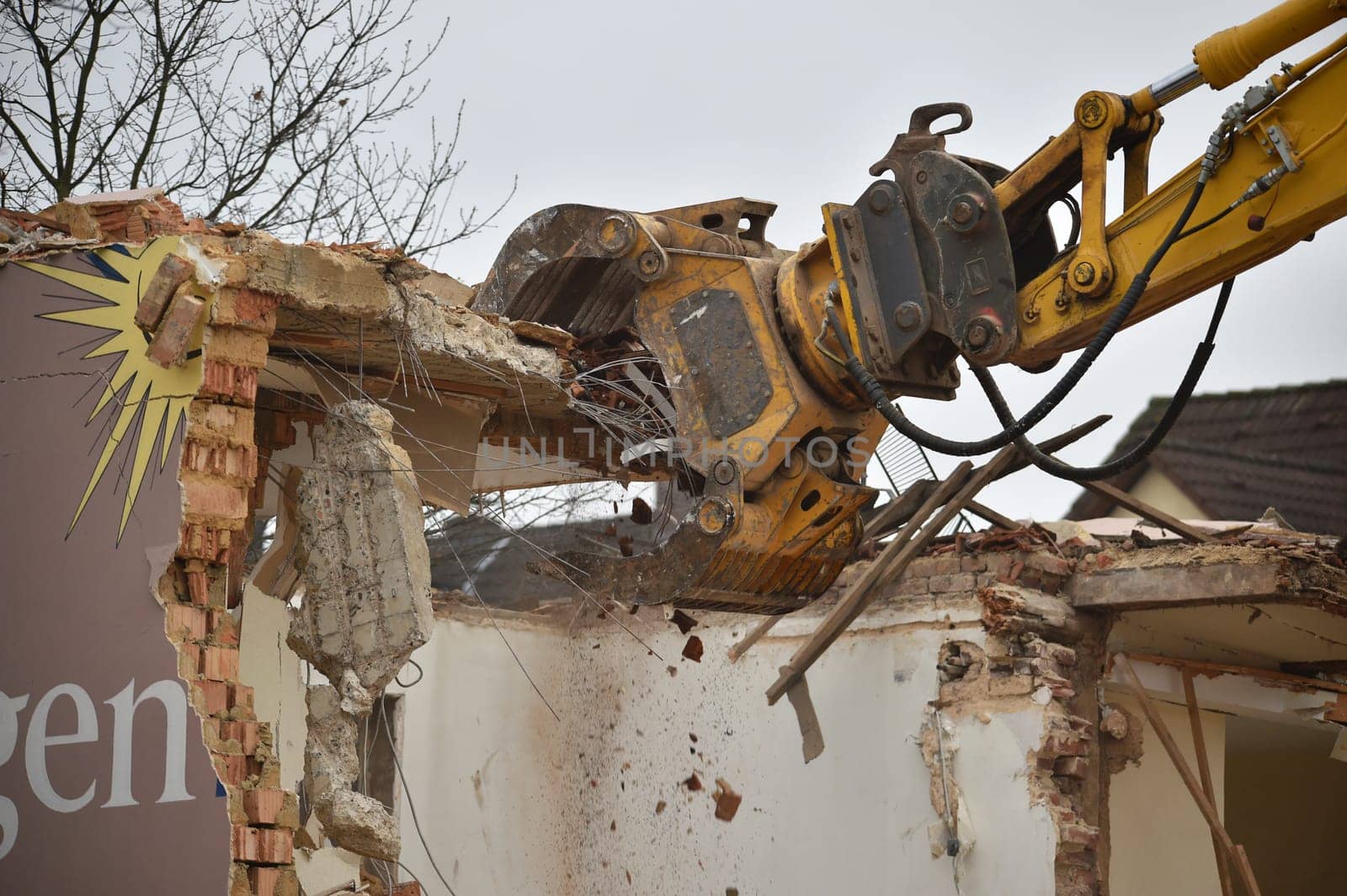 House demolition