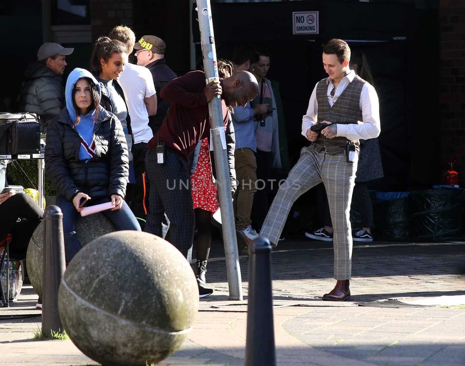Naomi Scott,Djimon Hounsou  ,Jonathan Tucker and Crew,.filming 3 Angel for  Charlie  at the  Fleet Island Hamburg