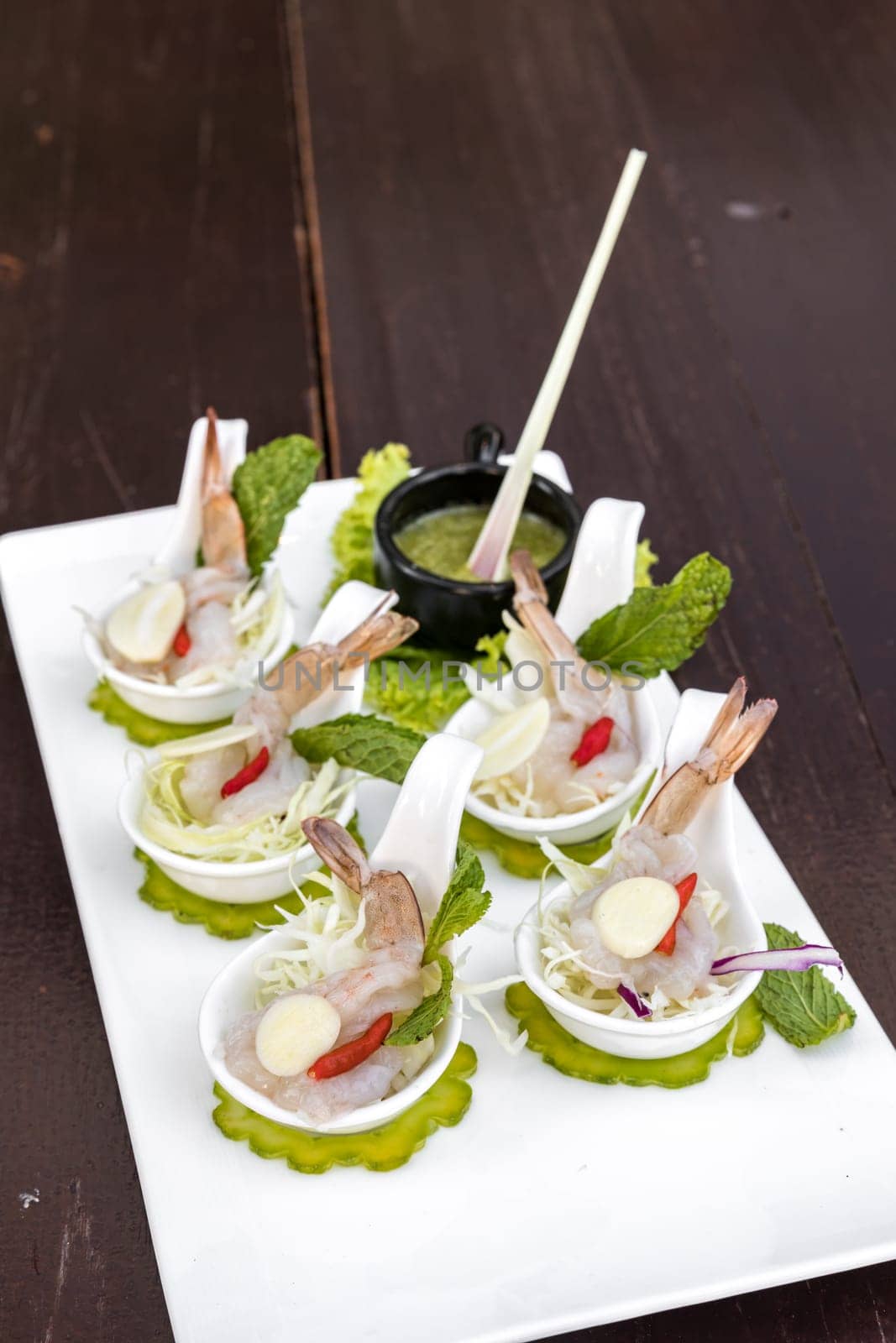 raw shrimp in fish sauce