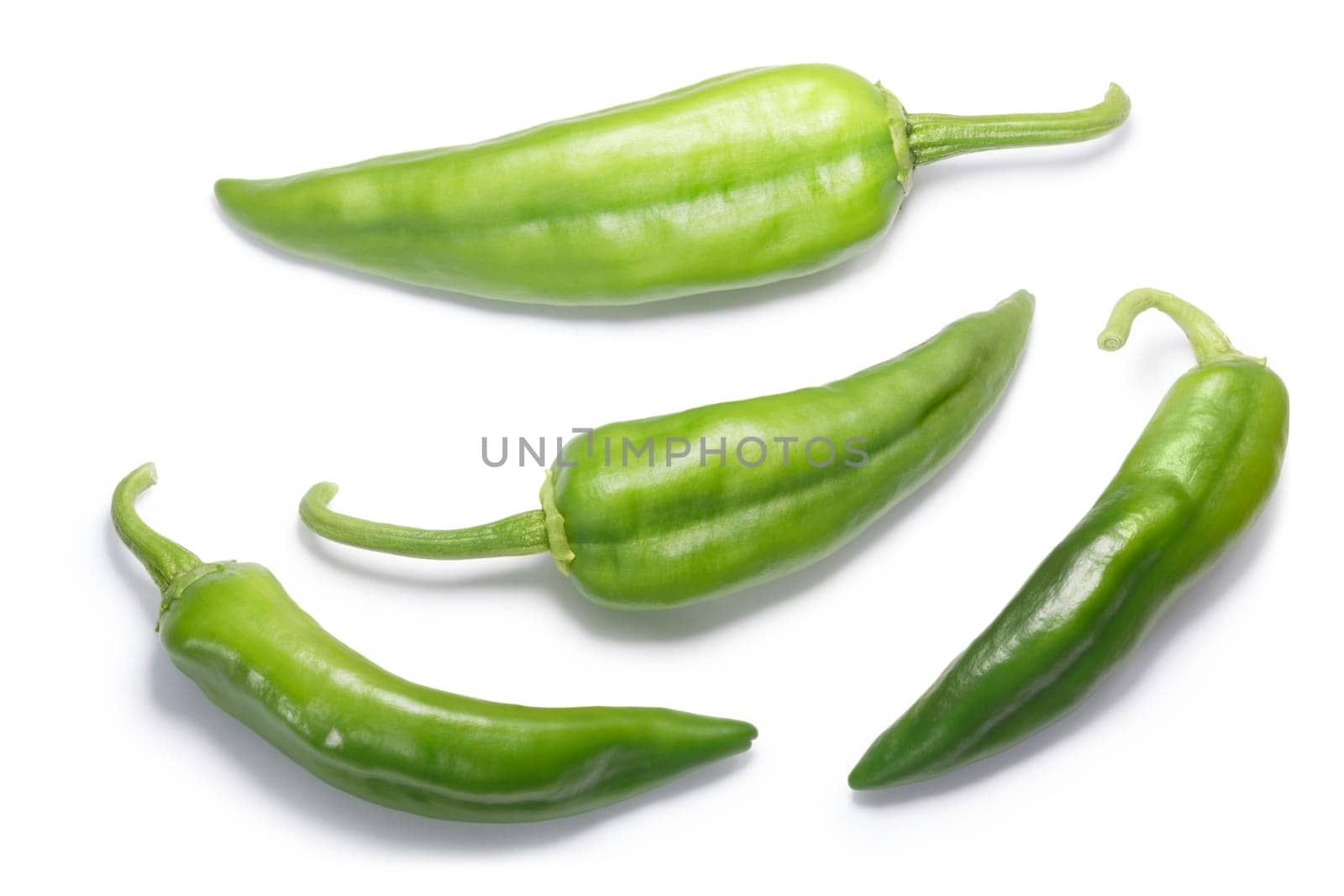 Numex Big Jim green chile peppers, whole. New Mexico pod type (Capsicum annuum). Clipping paths, shadow separated