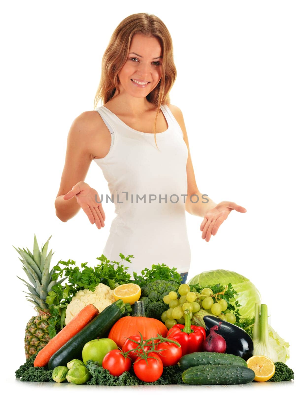 Dieting. Balanced diet based on raw organic vegetables and fruits