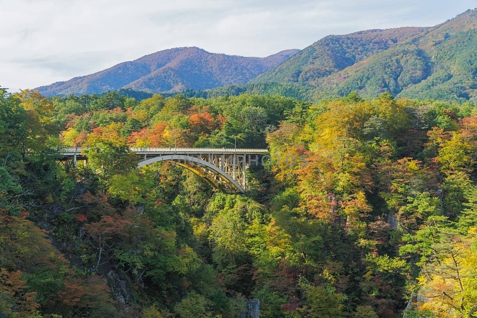 Naruko Gorge is one of the Tohoku Region's most scenic gorges. It is located in north-western Miyagi Prefecture, about 70 kilometers from Sendai. Every year around late October to early November, the gorge transforms into one of the region's most popular autumn color.