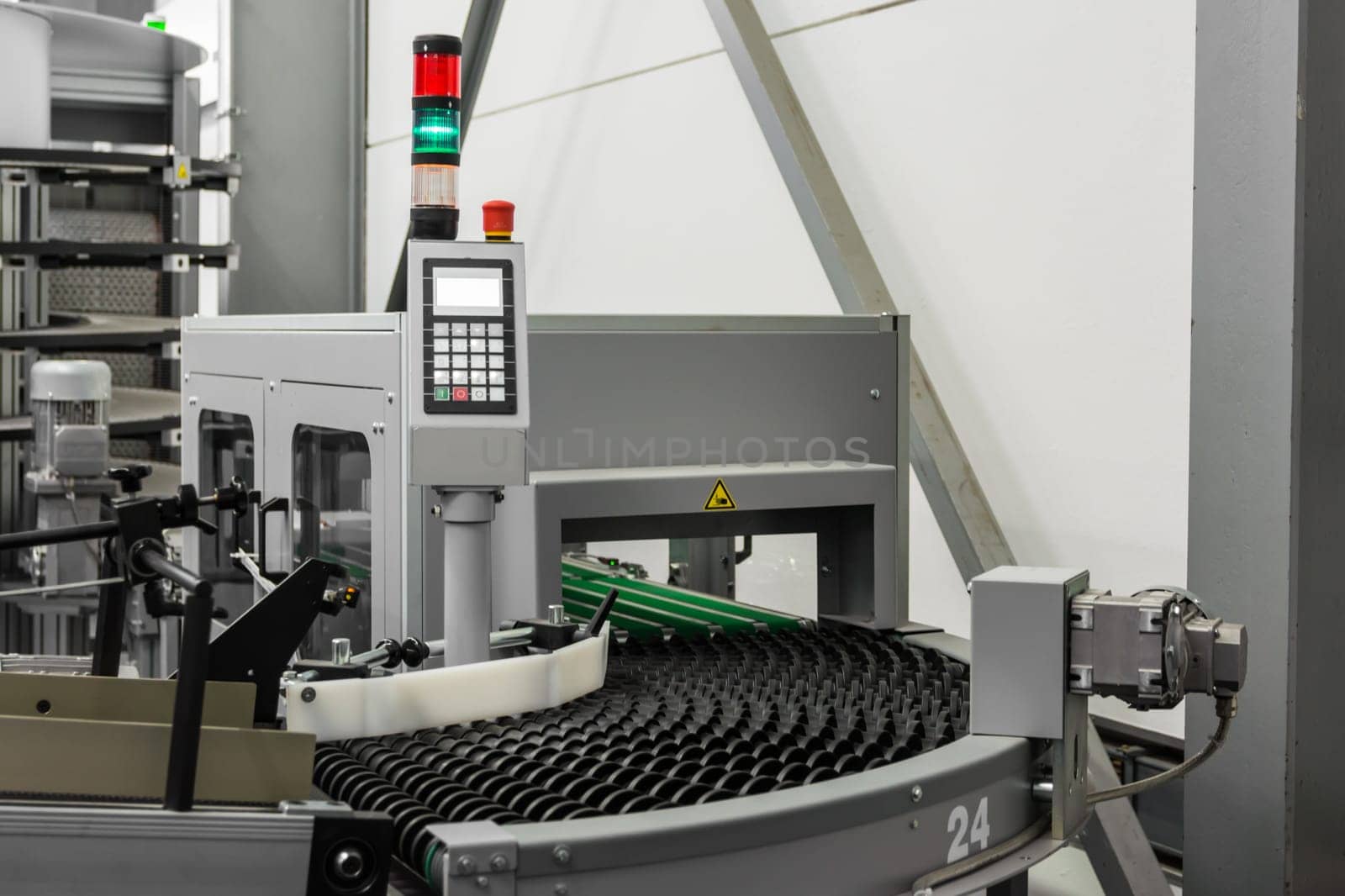 Industry Machine Empty Idle Rollers Conveyor Belt Control Pad Book Finishing Binding Line