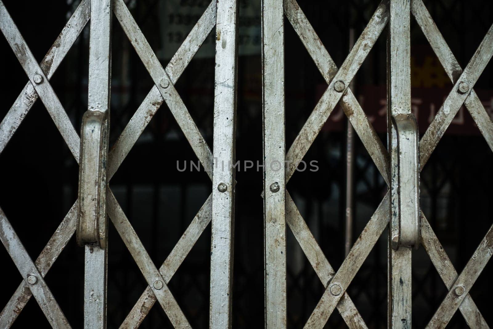 Chinese Anti-theft Retractable Door