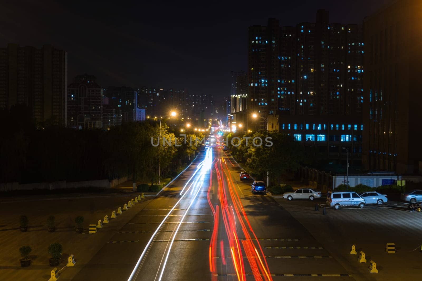 Night Scene around Xi'an University of Technology