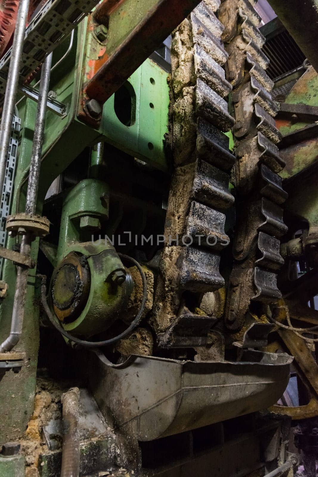 Wood Pulper Grinding Machinery Belt Stone Production Industrial Paper Factory Material