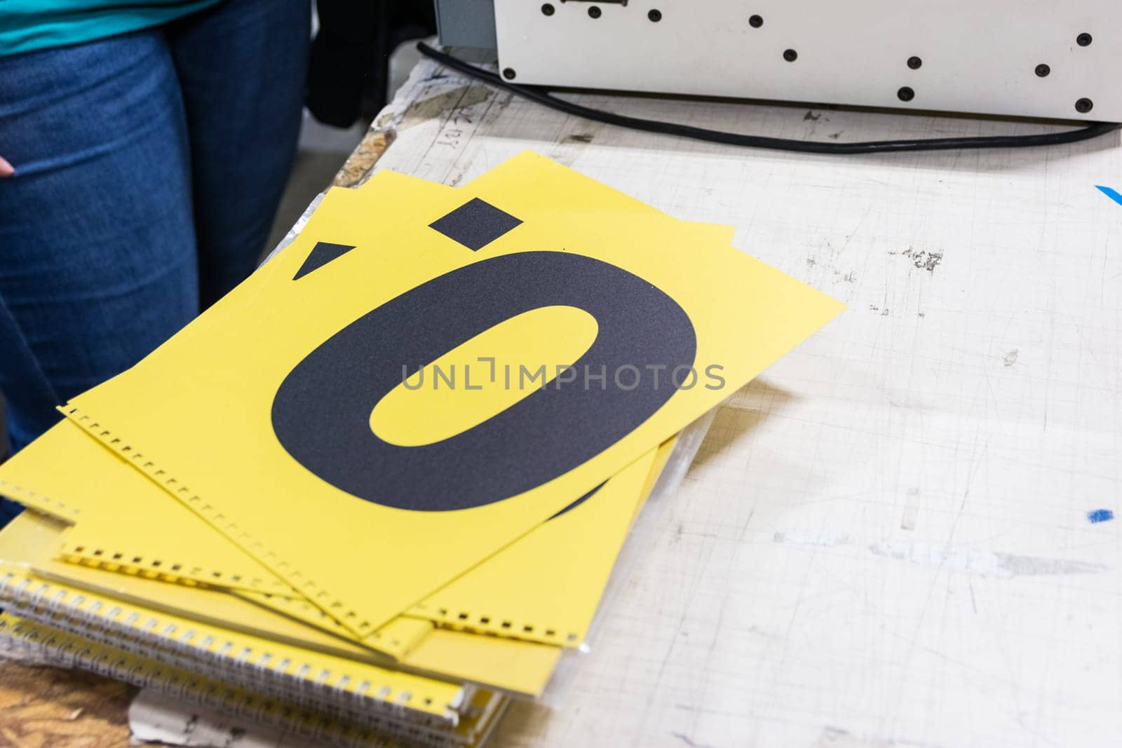 Screen Printing Finished 0 Signs Price Tags Production Raw