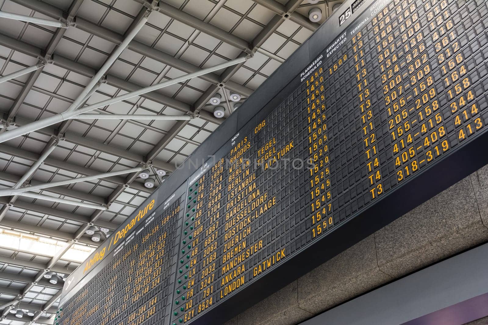 German Airport Abflug Departures TImetable Schedule Sign Information