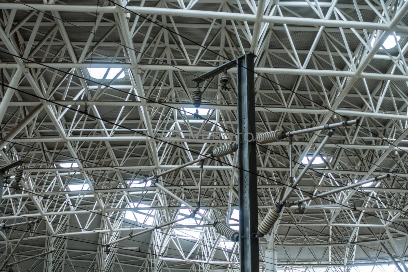 The Complex Overhead Design and Structure